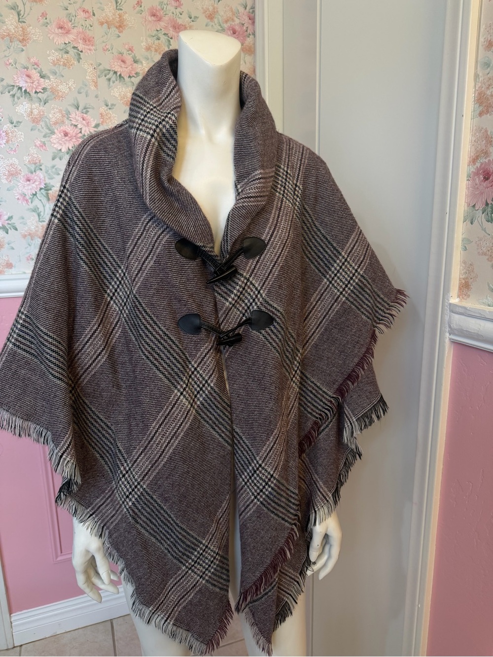 Plaid Toggle-Front Poncho Cape in Brown